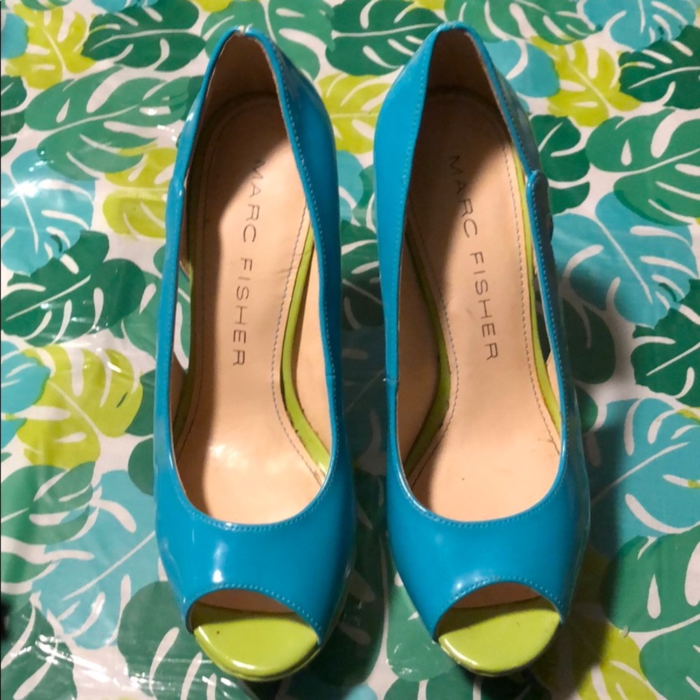 Marc Fisher Platform heels 6M